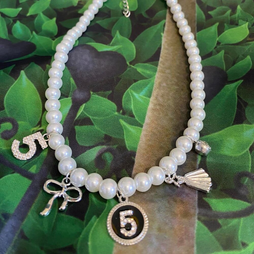 pearl necklace
